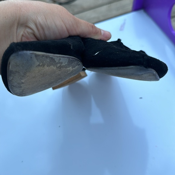 Beast Fashion Flats - Picture 4 of 6